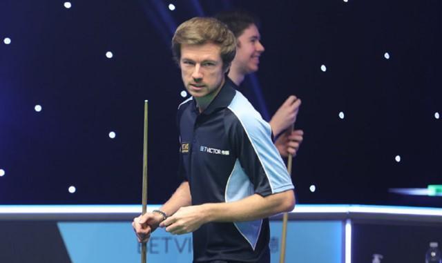 她在比赛结 她在比赛结